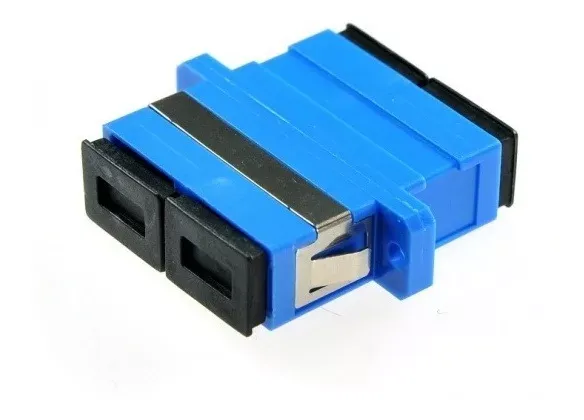 ADAPTADOR DUPLEX OPTICO SC/UPC