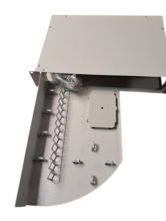 ODF 48 CORES con Adaptadores APC/UPC  - APERTURA LATERAL  (BLANCO)