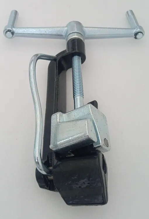 SUNCHADORA NEGRA GENERICA