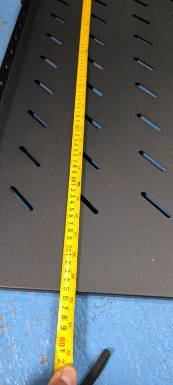 Vista adicional de BANDEJA EXTENDIBLE VENTILADA 1U 75-99CM AJUSTABLE