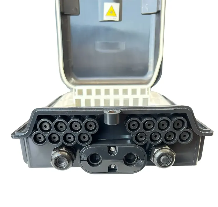 Vista adicional de NAP 16 CUADRADA  PUERTA VERTICAL CON PUERTO REDONDO   - VACIA