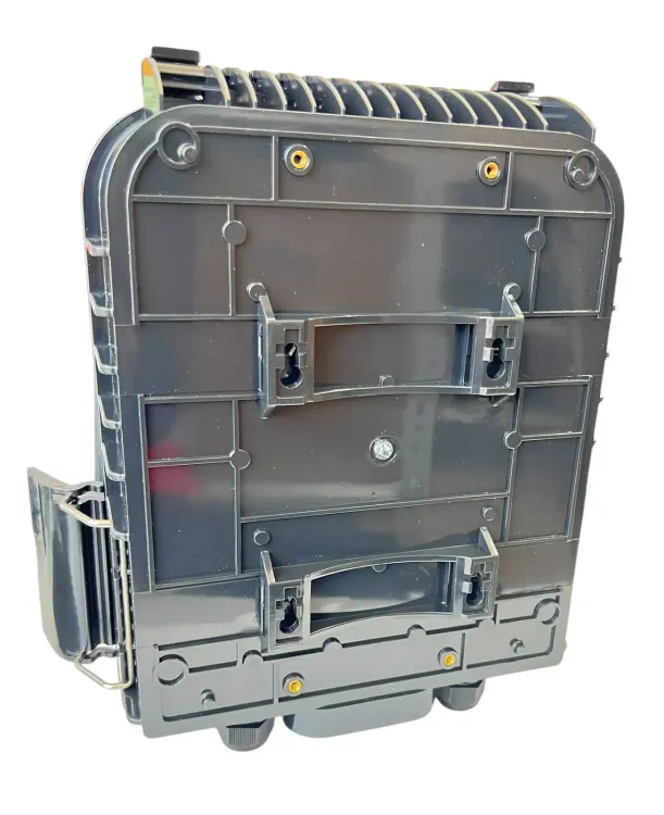 Vista adicional de NAP 16 CUADRADA  PUERTA VERTICAL CON PUERTO REDONDO   - VACIA